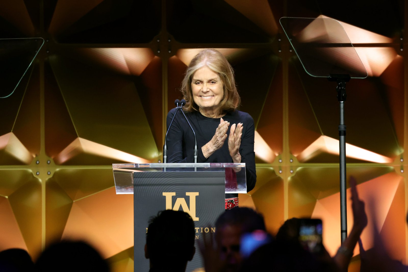 Author, Feminist Icon Gloria Steinem Dies At 92 – SPIN
