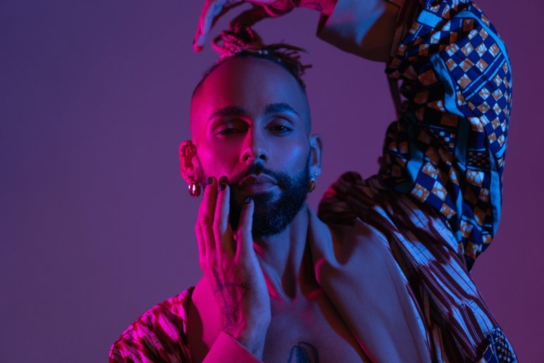 Gay dancers are showing their fancy footwork & much more on social media – Queerty