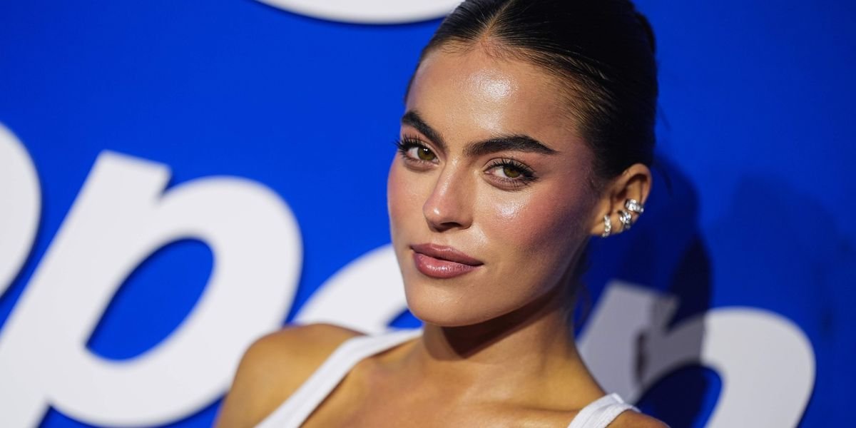 Sarah Jane Nader, Part of Third Same-Sex Pairing in DWTS History, Eliminated in Premiere Sarah Jane Nader, Part of Third Same-Sex Pairing in DWTS History, Eliminated in Premiere